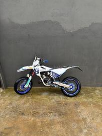 Husqvarna 125 cc targato