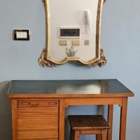 scrittoio vintage in legno