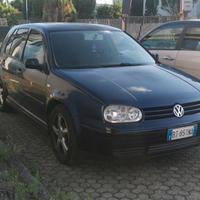 Wolkswagen Golf 4 benzina 1.6 _16 valvole 