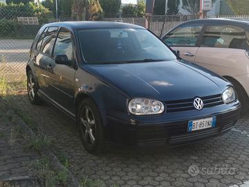 Wolkswagen Golf 4 benzina 1.6 _16 valvole 
