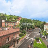 AMPIO QUADRILOCALE CON 3 BALCONI E CANTINA