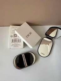 Supporto Dior per telefono 