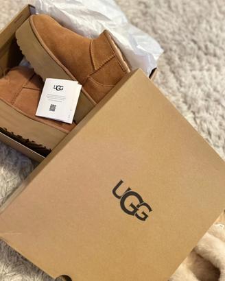 Stivali da neve UGG Mini con tacco alto ❄️39