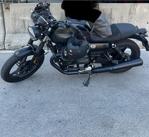 Moto guzzi v7