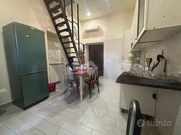 2 LOCALI A MARANO DI NAPOLI