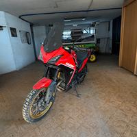 Moto Morini X-Cape 650 Gold edition