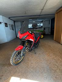 Moto Morini X-Cape 650 Gold edition