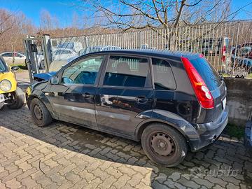 FORD FIESTA 1.4 TD MK5 diesel 2006 nera