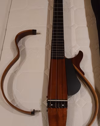 Silent Guitar - Chitarra classica YAMAHA