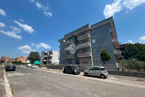 3 LOCALI A APRILIA