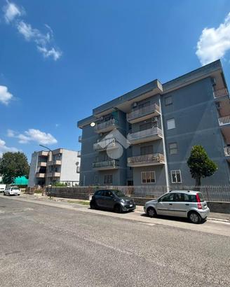 3 LOCALI A APRILIA