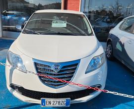 Lancia Ypsilon 1.3 MJT 75 CV Unyca