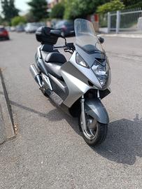 Honda Silver Wing 600