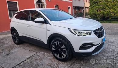 Opel Grandland X  Elegance 1.5 Diesel 130 CV