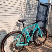 Bianchi Gravel Arcadex M