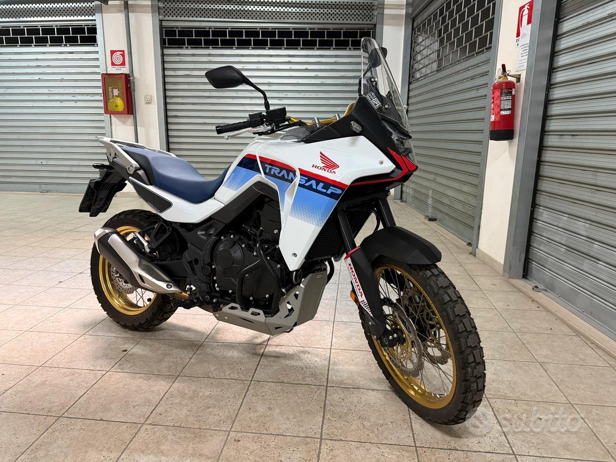 Honda transalp 750 Vendita in Moto e scooter - Main Image