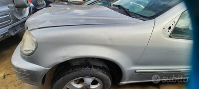 MERCEDES-BENZ ML 270 CDI 2005 - PARAFANGO SINISTRO