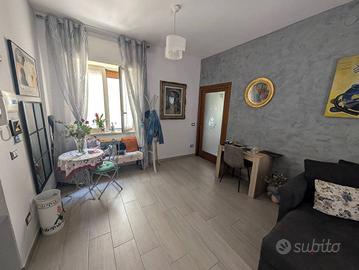 Appartamento di 100 m² con 3 locali a Pozzuoli