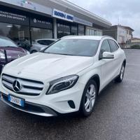 Mercedes-benz GLA 180 d Premium