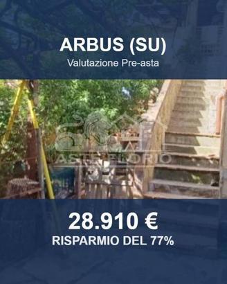 Immobile in asta di 211 m² con più di 5 locali a A