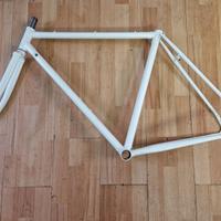 Telai bicicletta italiani verniciati o grezzi