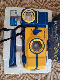 macchina fotografica water proof a rullino