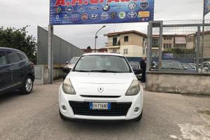 Renault Clio 1.2 75 CV 55 KW 16V 3 porte Live!
