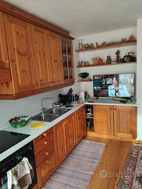 cucina in abete massiccio marca lacedelli