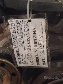 MOTORE TOYOTA RAV4 DEL 2005