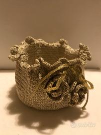 Cestino porta tutto realizzato e decorato a mano