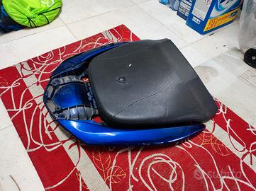 alettone e sella post majesty 400