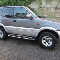 terrano 2.7 TD iscritto ASI gancio traino pochi km