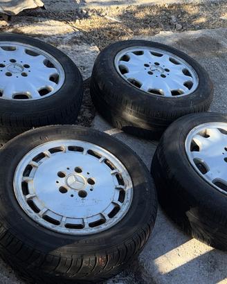 Cerchi in lega mercedes 3 R16 e 1 R15