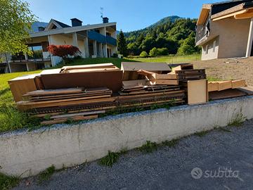 Mobili smontati, pannelli legno