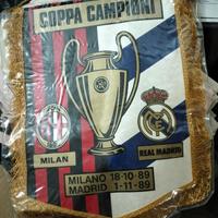 gagliardetto ufficiale Milan
