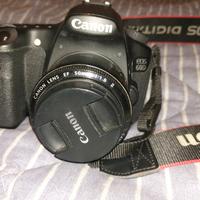 Canon Eos 60D + obiettivo EF-S 18-55 mm, f/3,5-5,6