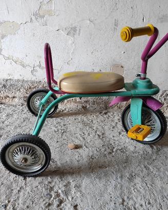 Triciclo Vintage Anni '80 in Metallo
