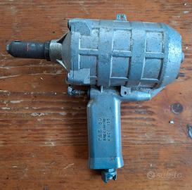 Rivettatrice ad aria