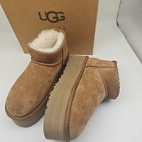 UGG Comodo stare al caldo stivali EU 38