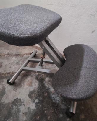 Sgabello ergonomico