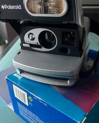 Polaroid P