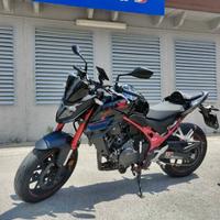 Hornet 750 2023