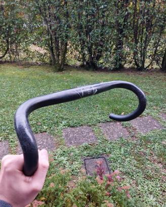 Manubrio in carbonio FSA K-FORCE new ergo 400 mm