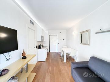 3 LOCALI A PADENGHE SUL GARDA