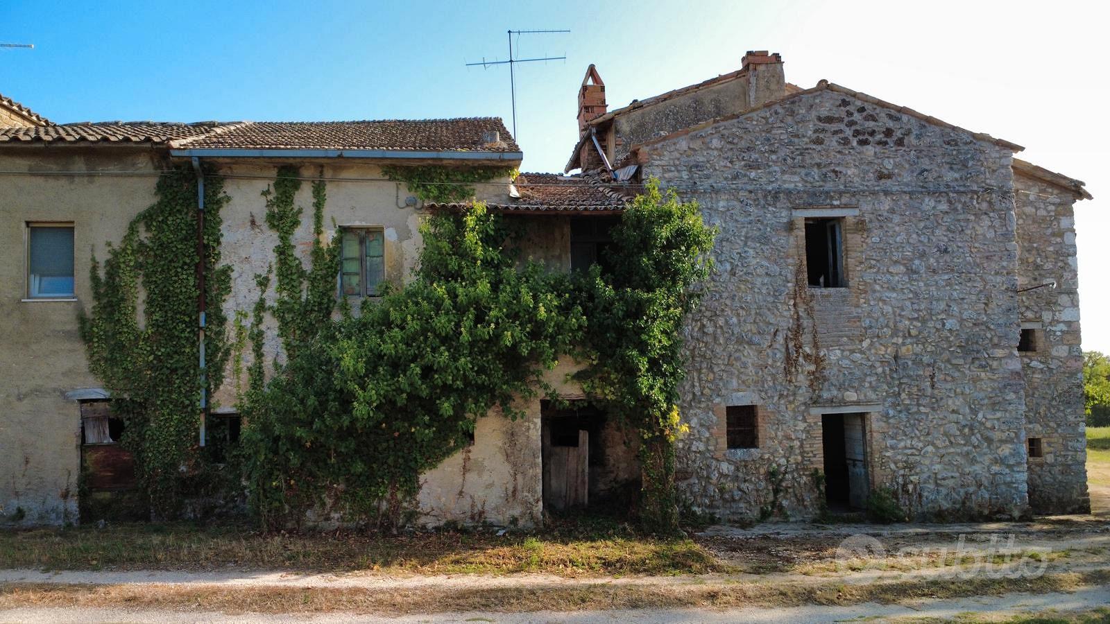 Rustico cielo terra con terreno - Vista 3