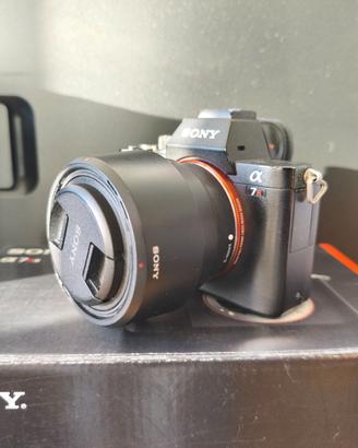 Sony A7RII (body only) box originale e accessori 