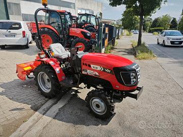 Trattore VST 918 con fresa 105 cm