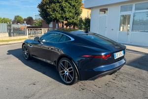 Jaguar F-Type 2.0 P300