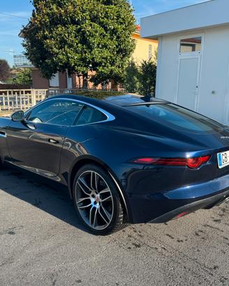Jaguar F-Type 2.0 P300