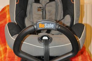 1 seggiolino BE SAFE izi combi